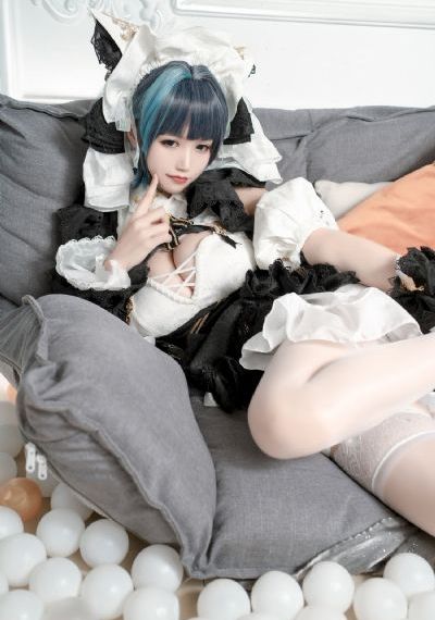 漂亮的保姆hd_电影免费国语
