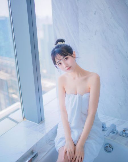 情不自禁想入非非_1080电影完整版