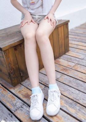 她唇之下2_BD英语完整在线观看