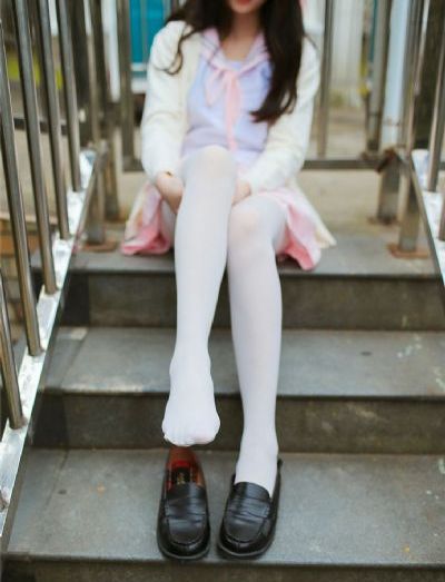 英雄使命42集免费观看_十万网红美女美酱